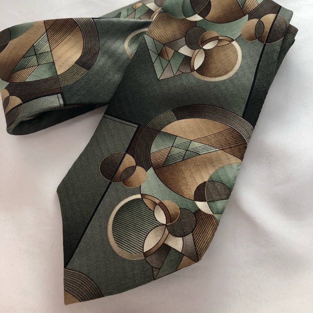Arrow Tie
